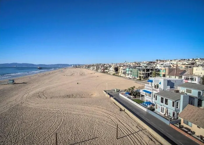 90210 Beach House Middle Unit