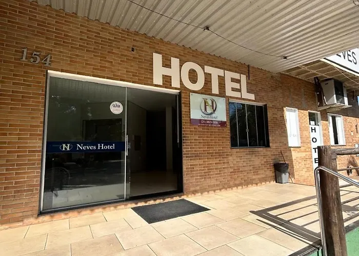Neves Hotel