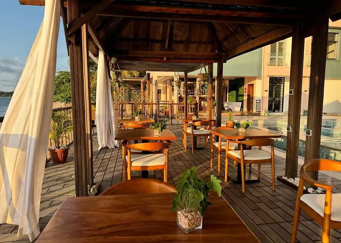 Eden Breeze Inn