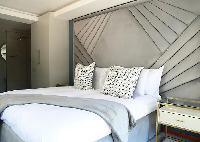 Omni The Pillar Boutique Hotel