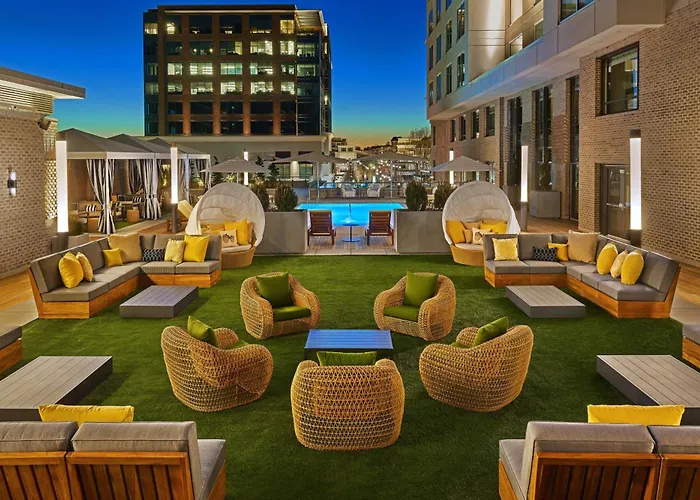 The Hotel At Avalon, Autograph Collection