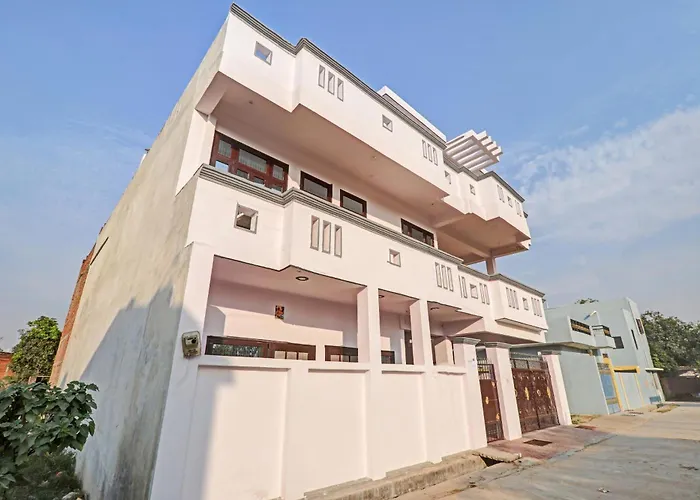 Hotel O Swarnim Banquet Lawn