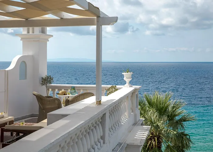 Aneroussa Beach Hotel