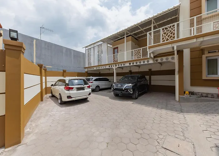 Urbanview Syariah Utami Inn Garut By Reddoorz