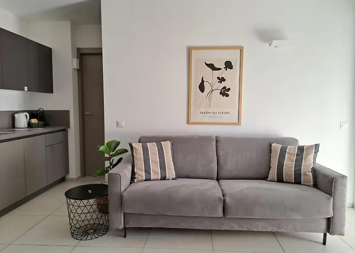 Urban Residence By Quokka 360 - Modern Minimal Apartments In Lugano