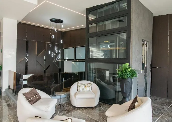 Lovera Hotel