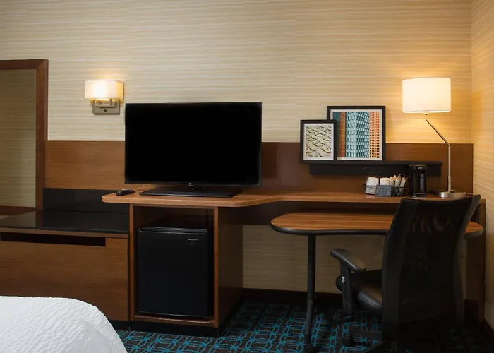Fairfield Inn Manchester - Boston Regional Airport