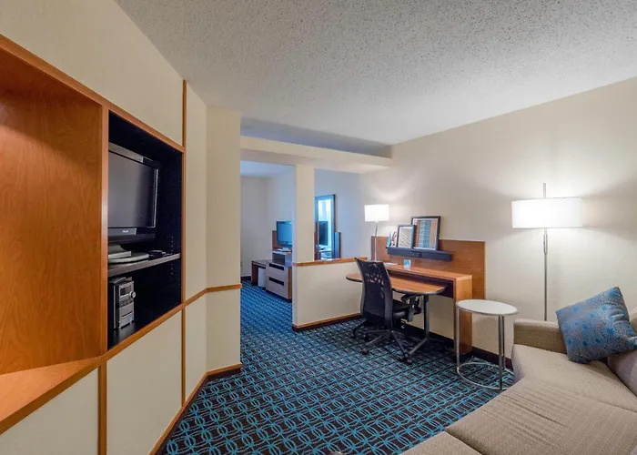 Fairfield Inn & Suites By Marriott Cleveland Streetsboro