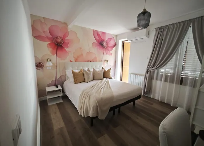Villa Greta Hotel Rooms & Suites