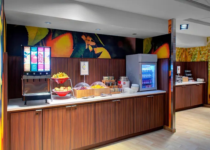 Fairfield Inn & Suites By Marriott Hollister