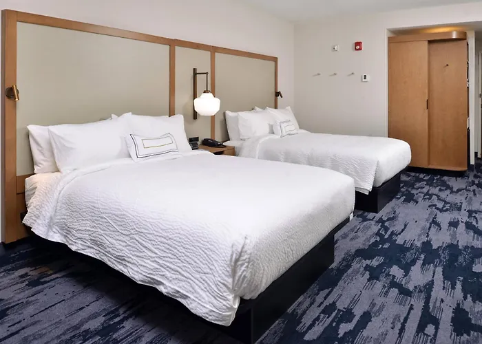 Fairfield Inn & Suites By Marriott Canton