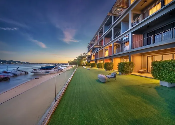 Shin Arch39 Phuket Beach Front - Sha Plus