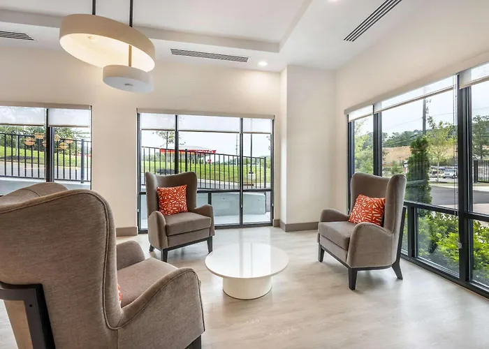 Comfort Inn & Suites Nashville Bellevue