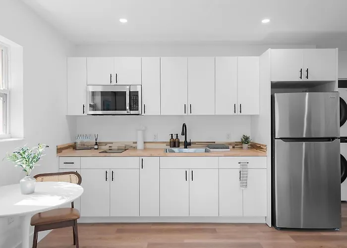 921 Apartment 1