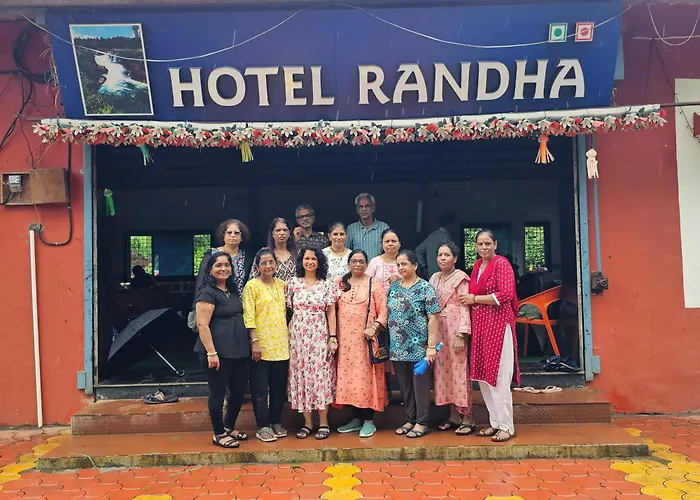Hotel Randha And Lodging