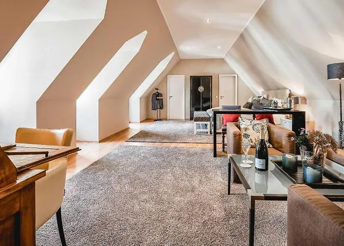 Gutshotel Weingut Schloss Reinhartshausen