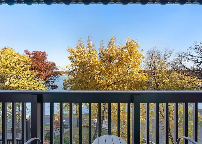 Cragun'S Resort On Gull Lake