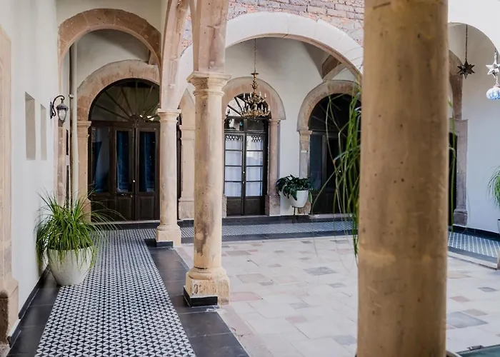 Hotel Boutique Casona Los Pavorreales