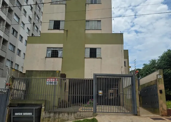Edificio Hayannes - 01 Quarto - Cozinha - Banheiro - Garagem Coberta - Self Check in - Taxa Para Hospede Com Pets