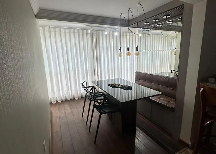 Apartamento na Praia do Perequê
