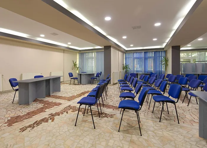 Hotel Alexandros Busteni By Genco & Restaurant Miorita