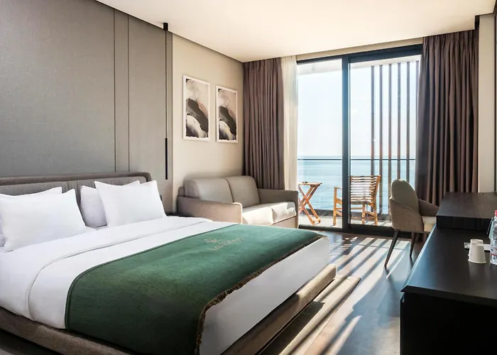 La Brisa Boutique Hotel