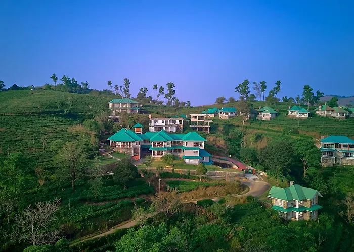 Priyas Villa Vagamon By Voye Homes-Scenic Mountain View