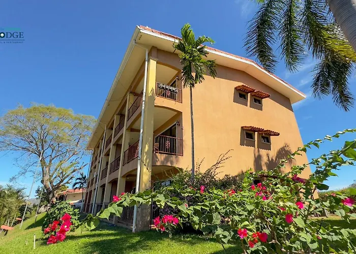 Vista Condor Lodge