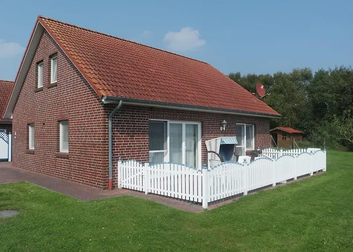 Ferienwohnung Muschel 2 mit gemeinschaftlichen Garten, Bensersiel