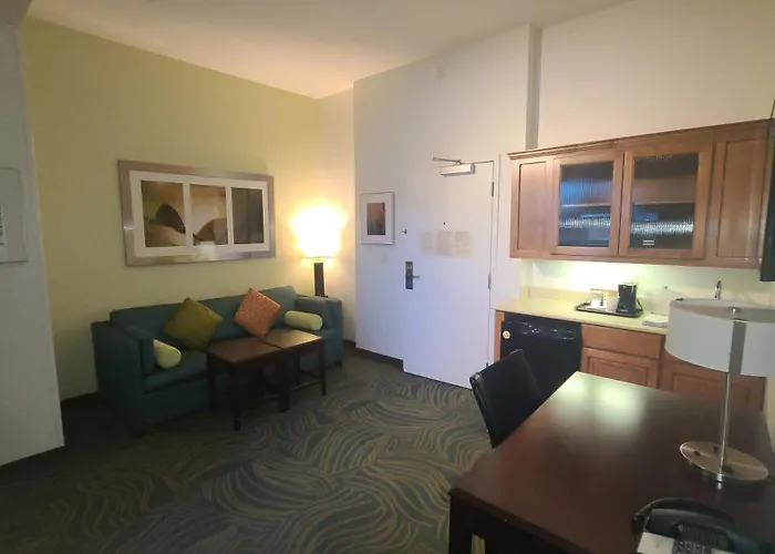 Best Western Hesperia-Victorville Suites