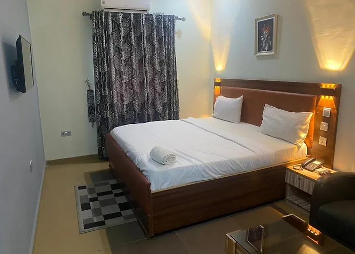 Fibis Hotel