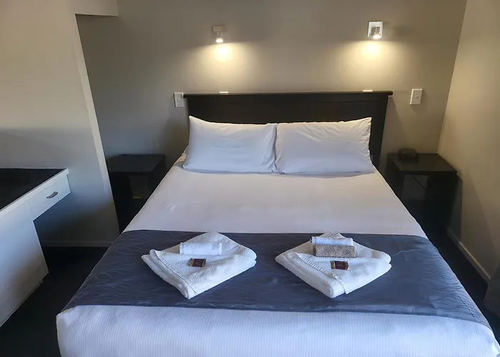Ferrylink Motel