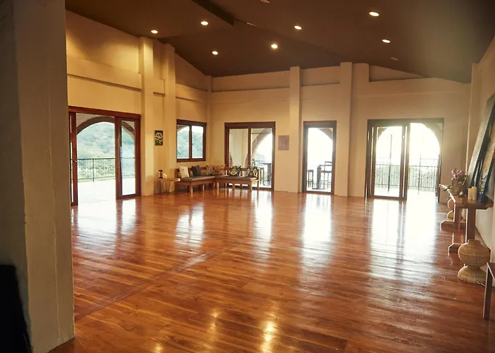 Beachside Stay At Villa Viyarte