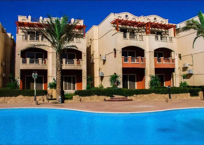 La Sirena Double Room With Mountain View, Families And Couples Only, Extra Of 200 Egyptian Pounds Per Adult Person Per Stay ,To Be Paid To The Resort