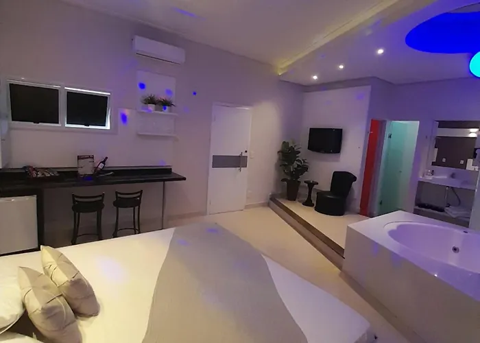 Top Motel