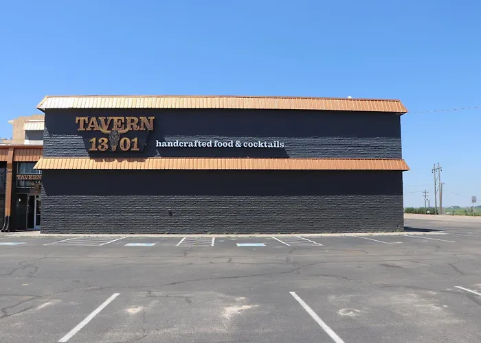 Historic Cow Palace Inn