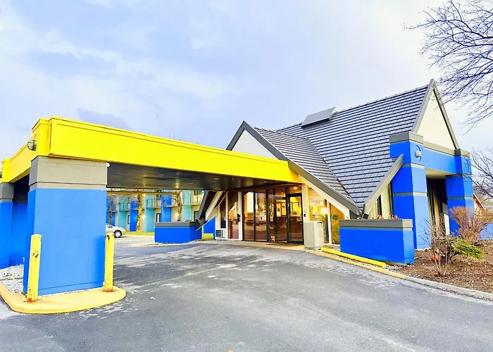 Days Inn By Wyndham Rutland/Killington Area