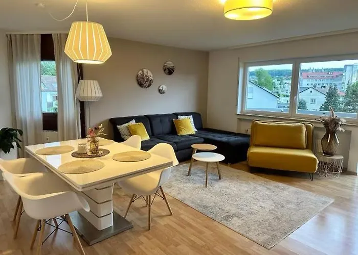Schöne große Ferienwohnung BASILIKABLICK stadtnah ruhig Nähe Bodensee mit Aussicht