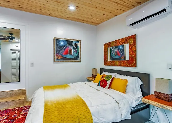 The Sapphire Suite