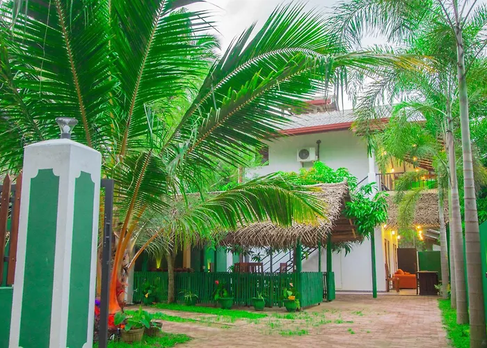 Happiness Villa And Yala Safari