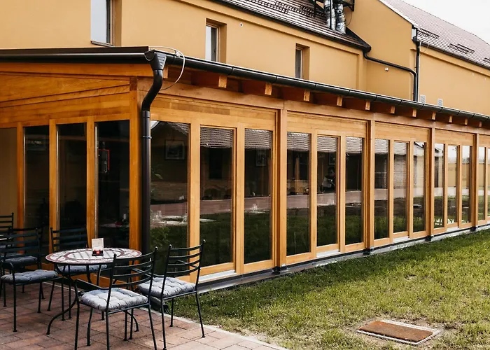 Pansion Mihica Dvori