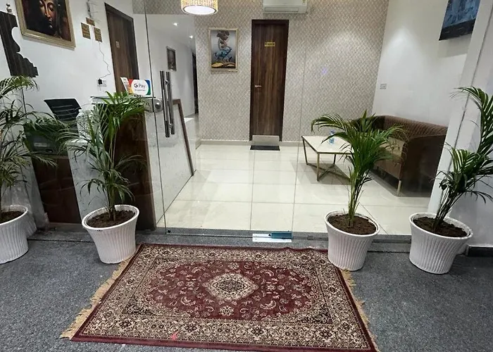 Hotel Platinum Inn