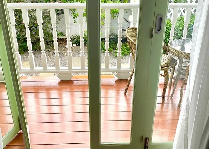 Zane Balcony House Ranong Hotel เซน บัลโคนี่ เฮ้าส์ ระนอง