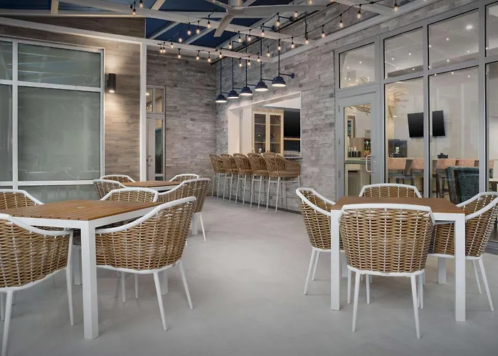Hampton Inn & Suites Naples South