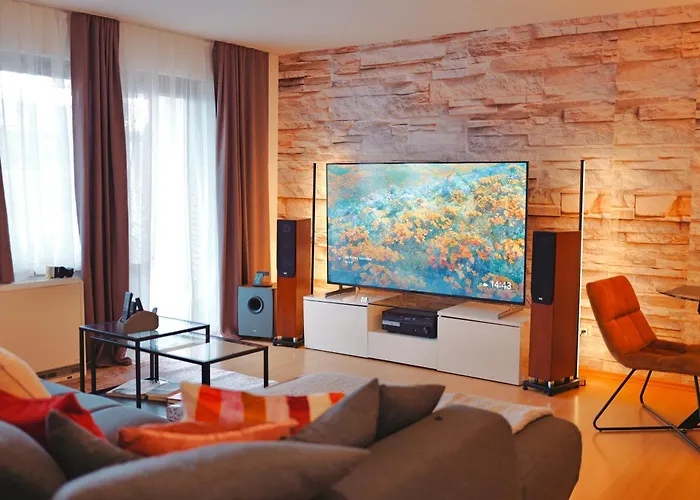 Willkommen im Taros Home - Deluxe Apartment, der Wohlfühl Oase mit Balkon, HiFi Music, Coffee, 3 Betten und Homeoffice Platz
