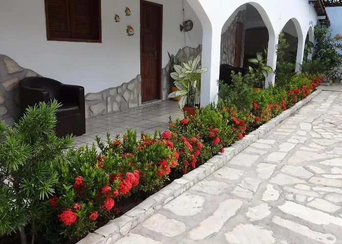 Pousada dos Arcos e Condomínio