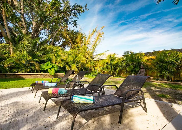 Luxury Zen Den With Heated Pool Just Off Siesta Key
