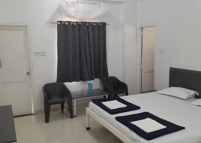 Hotel Gulati Suites
