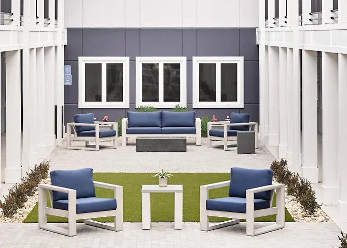 Stayapt Suites Cleveland Tn