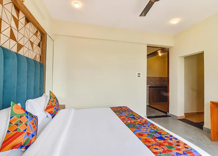Jingle Tree Resort In Arambol